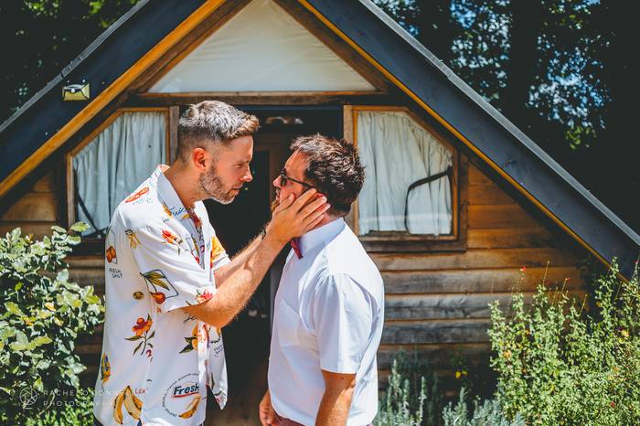 Colourful documentary wedding photo, South of France