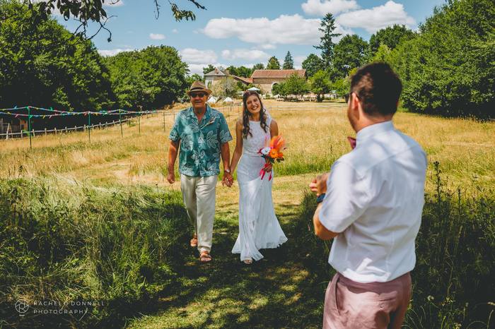 Natural wedding photography, Reve Retreat, Limoges, France